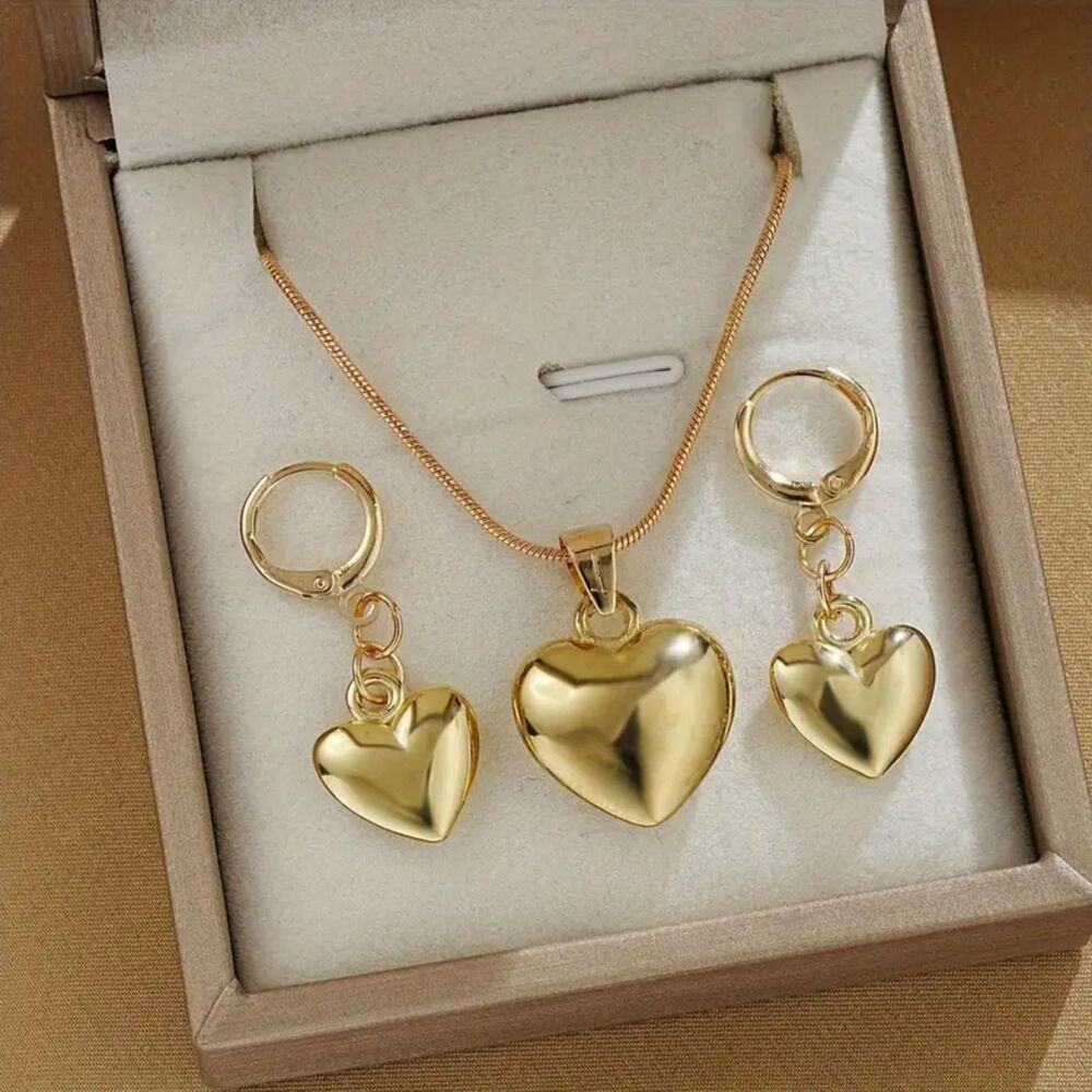 Adorable Heart Jewelry Set